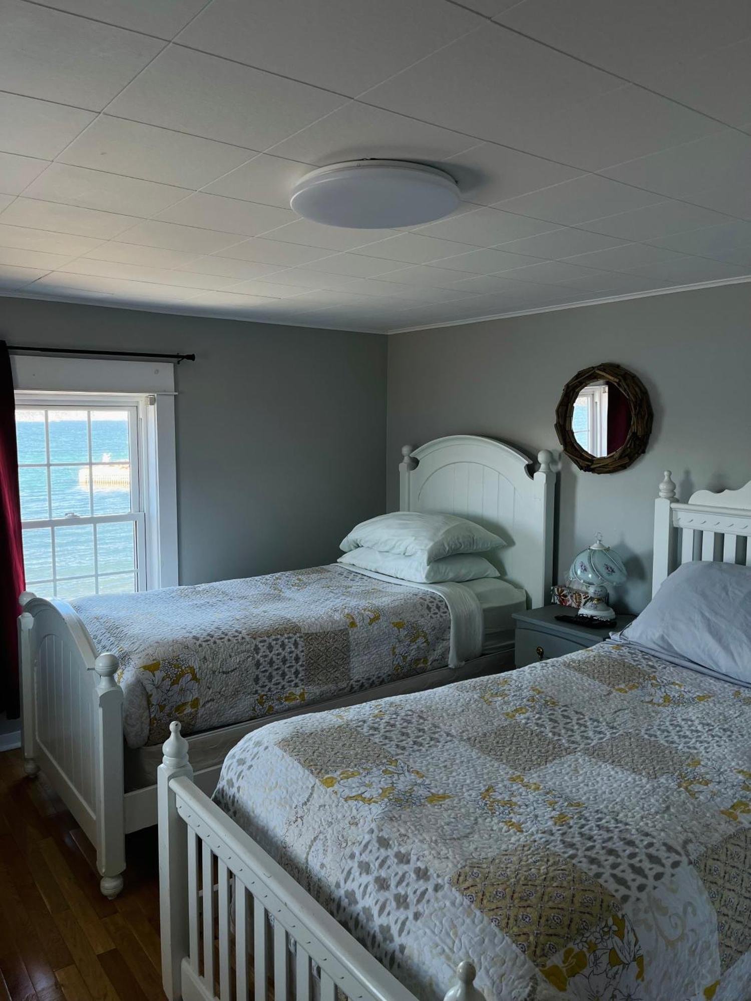 Toulinguet Inn - Suites Twillingate Dış mekan fotoğraf